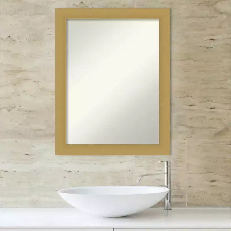 Specchio da Parete Rettangolare Oro Spazzolato, Singolo, 21.5" x 27.5"