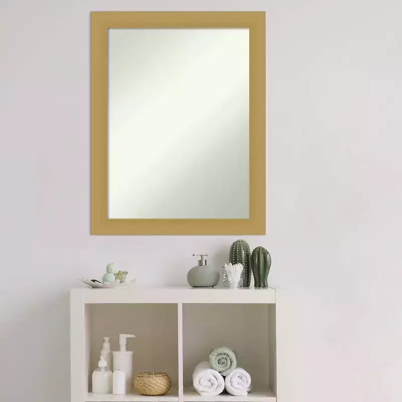 Specchio da Parete Rettangolare Oro Spazzolato, Singolo, 21.5" x 27.5"