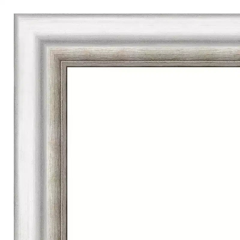 Specchio da parete rettangolare con cornice argentata, singolo, 23" × 29"