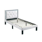 Letto singolo in similpelle trapuntata bianca – 1 persona