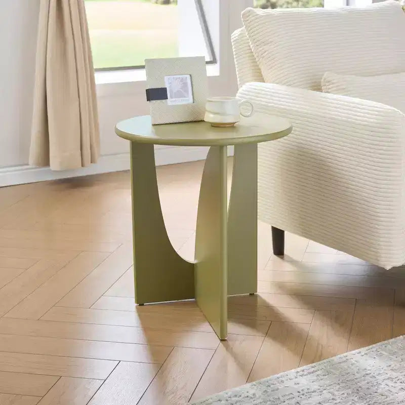 Tavolino Rotondo in Legno con Base Scolpita a U – Vari Colori